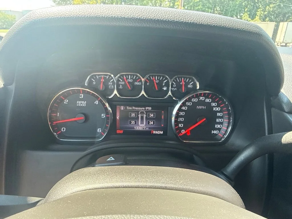 Used 2016 IRIDIUM METALLIC GMC SLT image 27