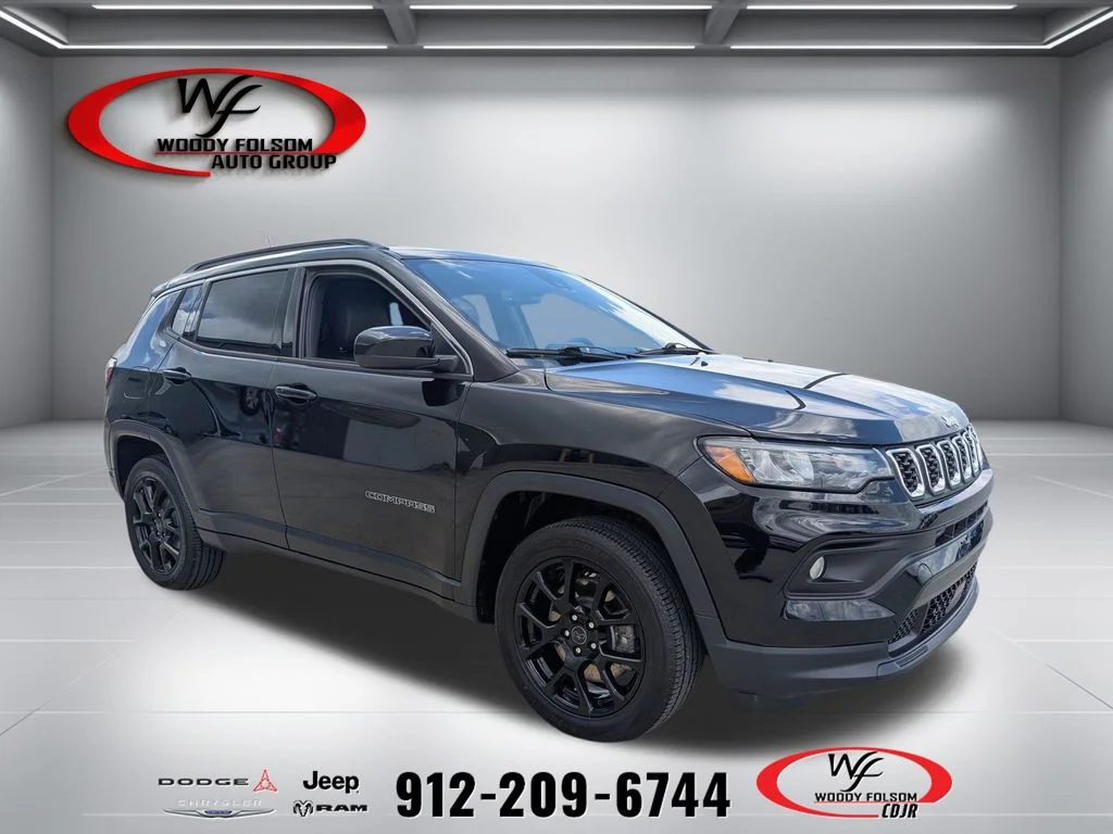 Used 2025 Black Jeep Latitude image 1