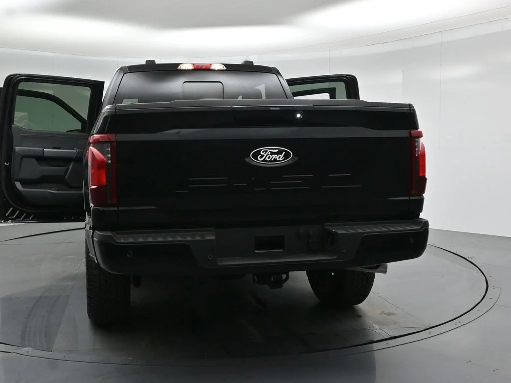 New 2026 Agate Black Metallic Ford XLT image 31