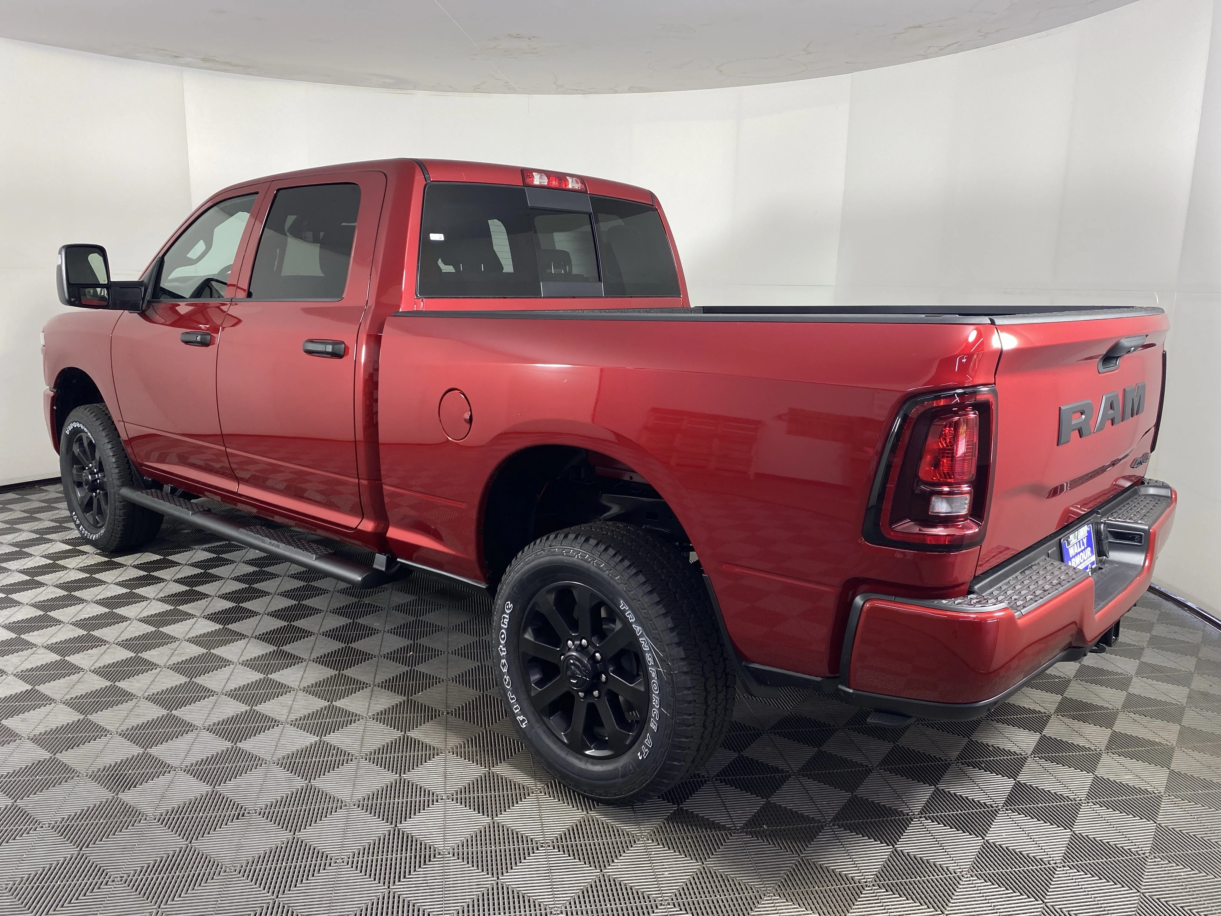 New 2026 Molten Red Pearl-Coat Exterior Paint RAM  image 8