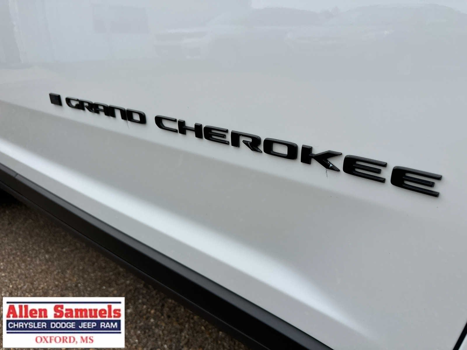 Certified Used 2025 Bright White Clearcoat Jeep Altitude image 48