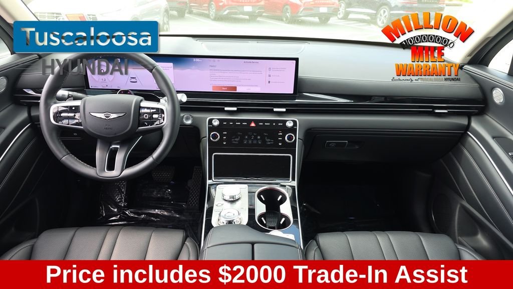 Used 2025 White Genesis 2.5T image 25