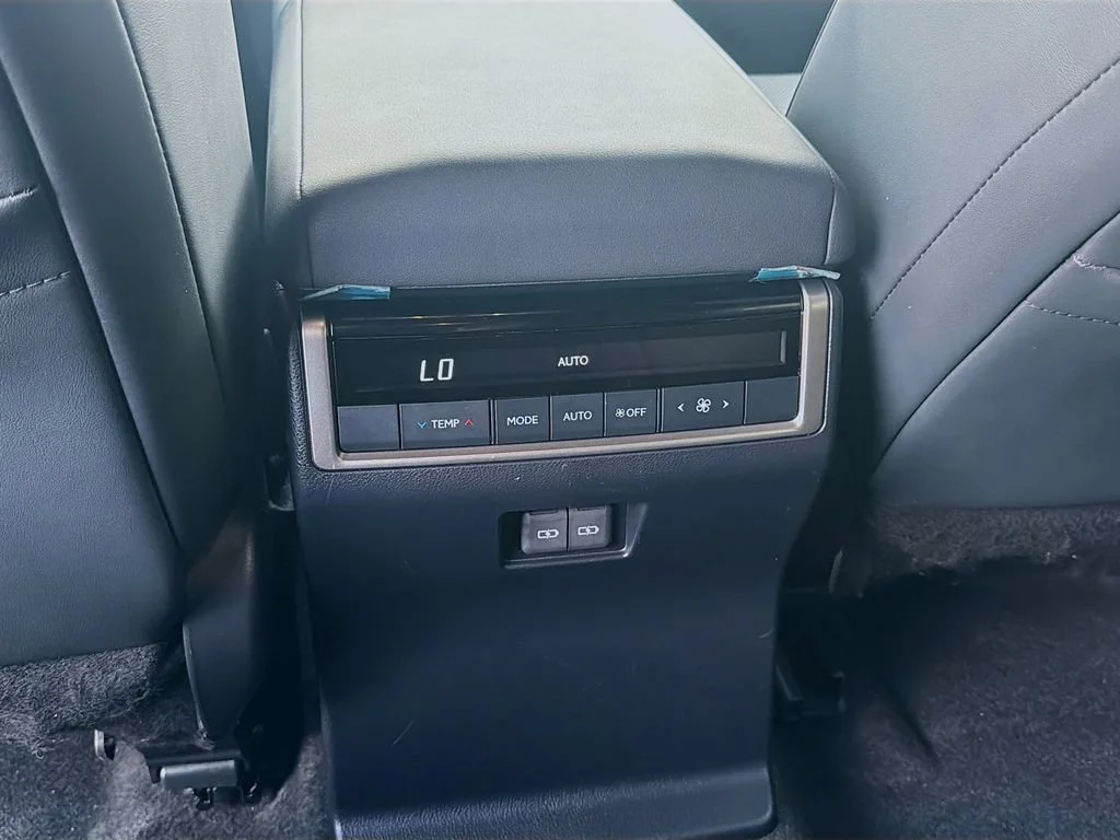 Certified Used 2024 Silver Lexus GX 550 Premium image 22