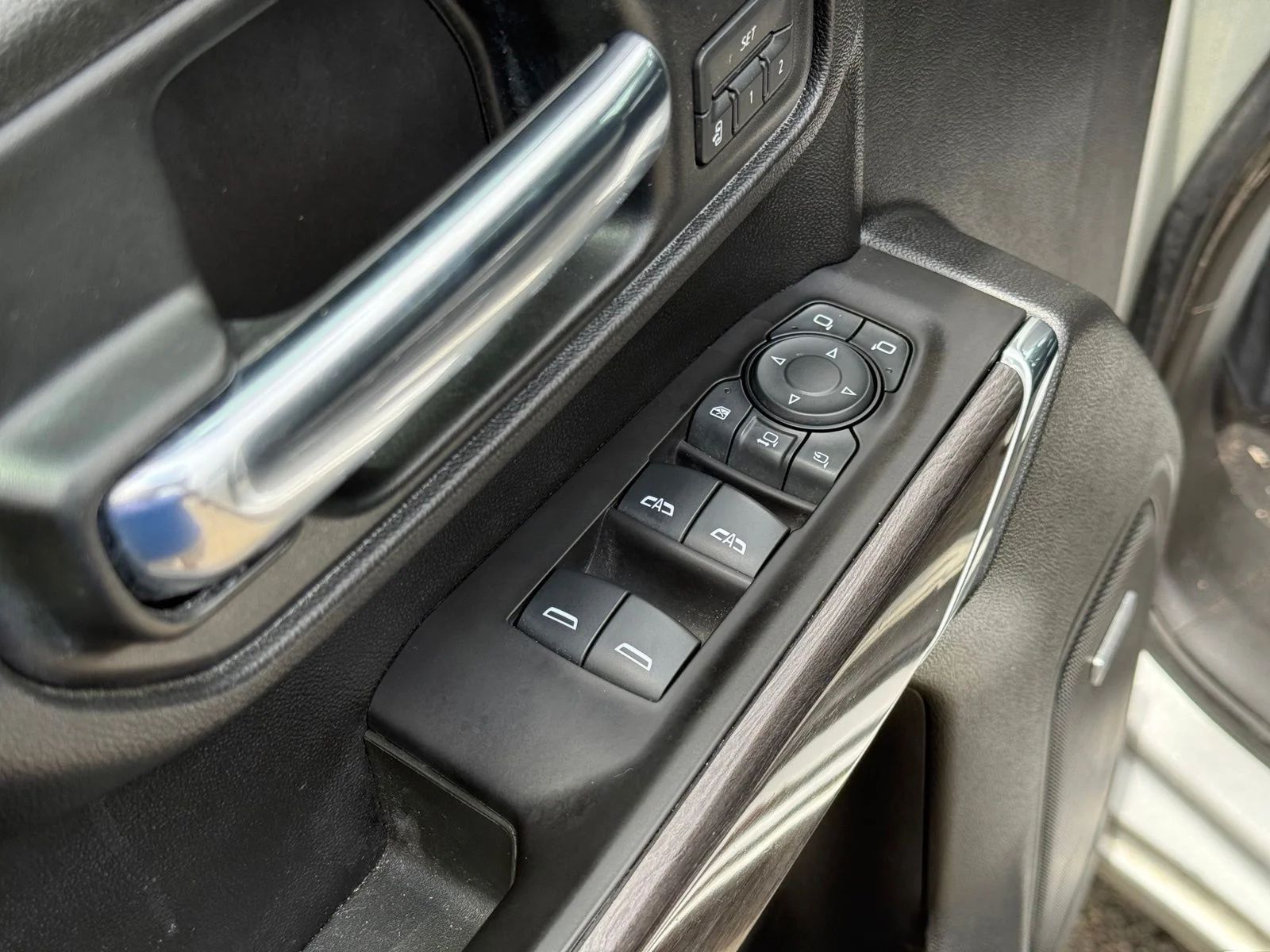 Used 2020 Silver Chevrolet LTZ image 15