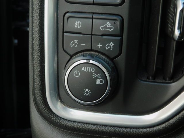 2020 Chevrolet Silverado 1500 RST - Photo 21