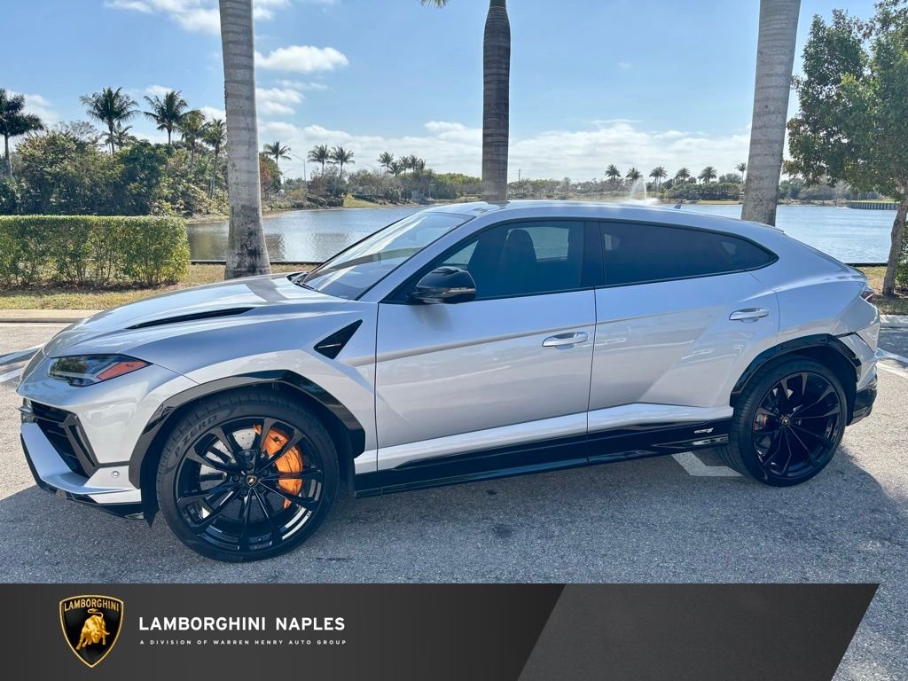 2023 Lamborghini Urus S
