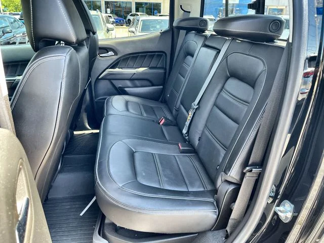 Used 2022 Black GMC Denali image 25