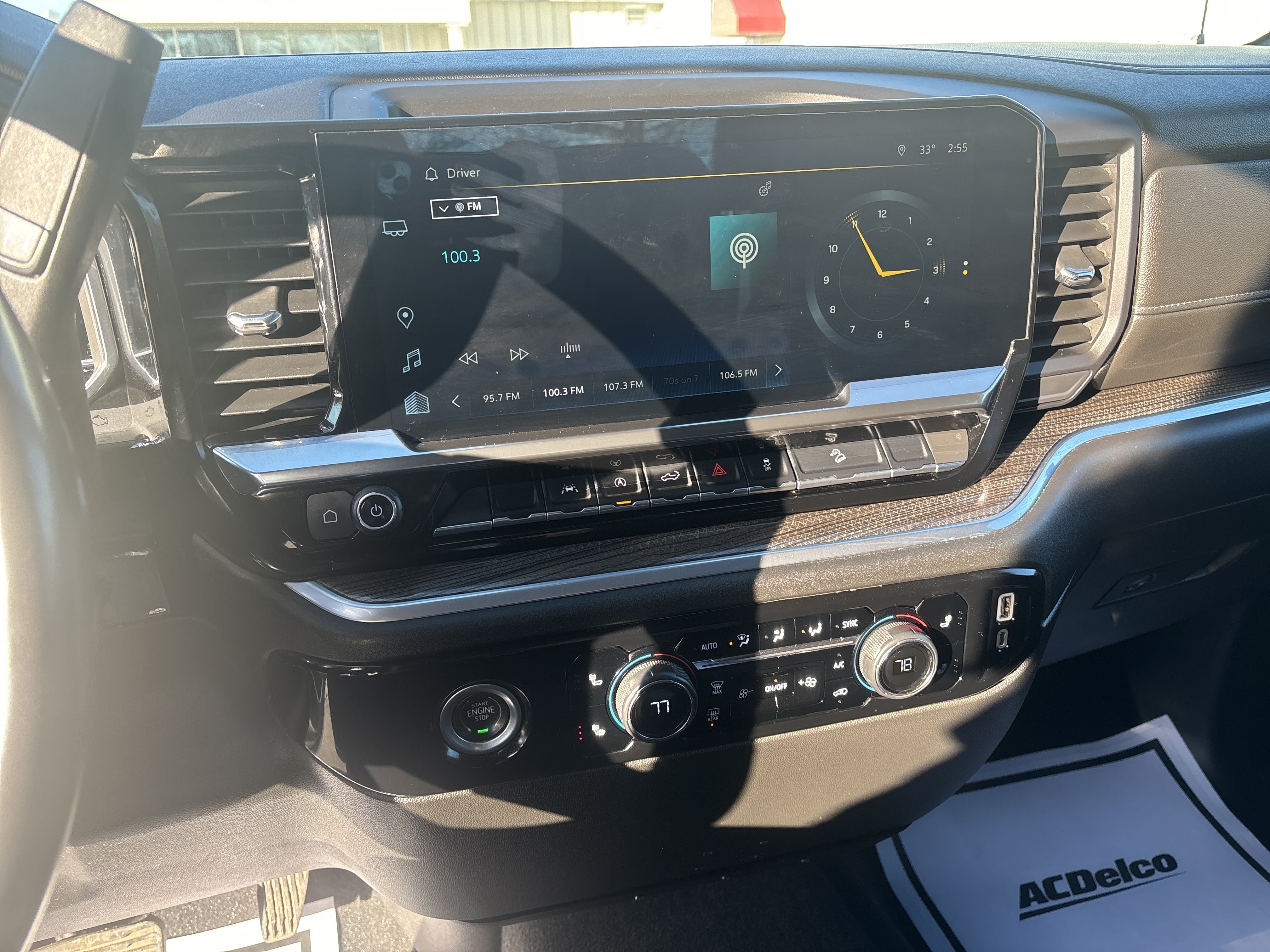 Used 2022 Silver Ice Metallic Chevrolet RST image 17
