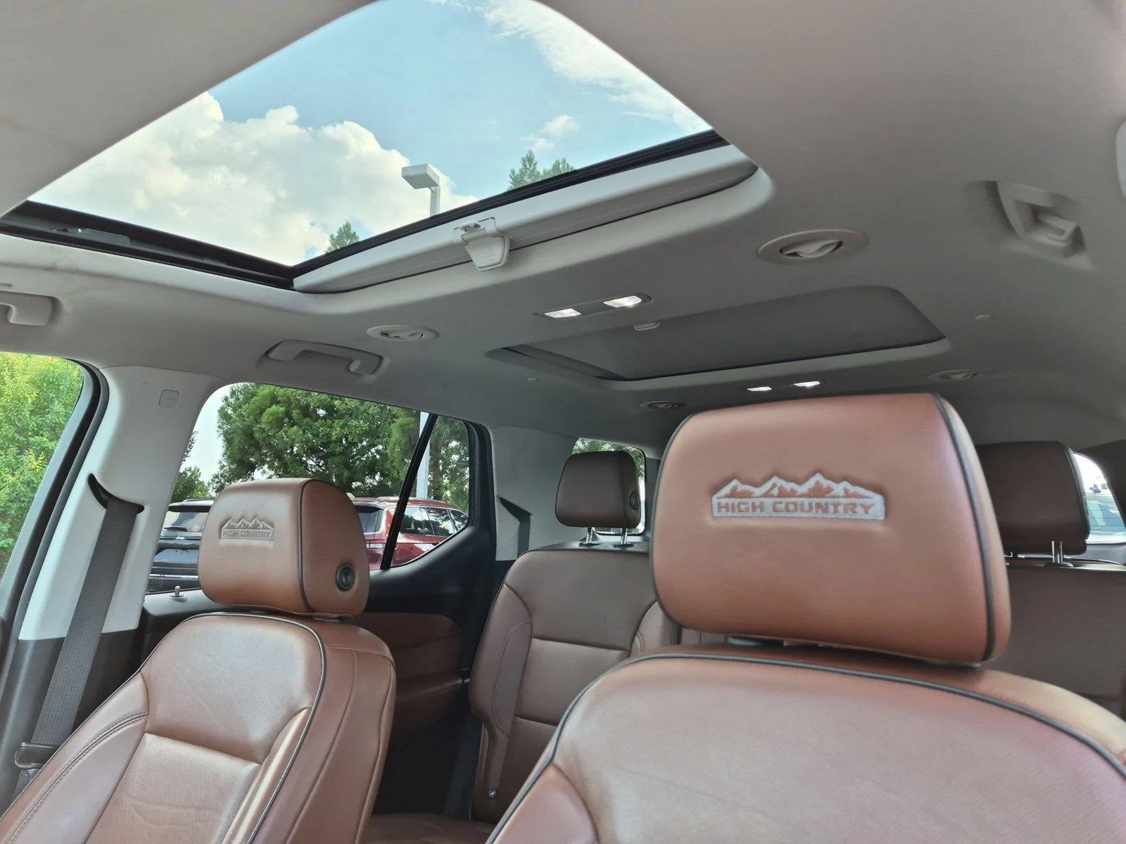 Used 2018 Mosaic Black Metallic Chevrolet High Country image 30