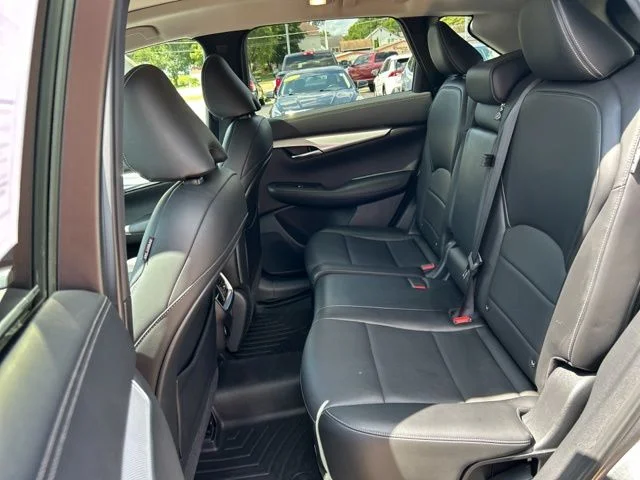 Used 2021 Gray INFINITI LUXE image 21