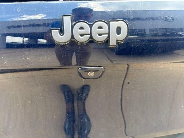 Used 2015 Blue Jeep Trailhawk image 6
