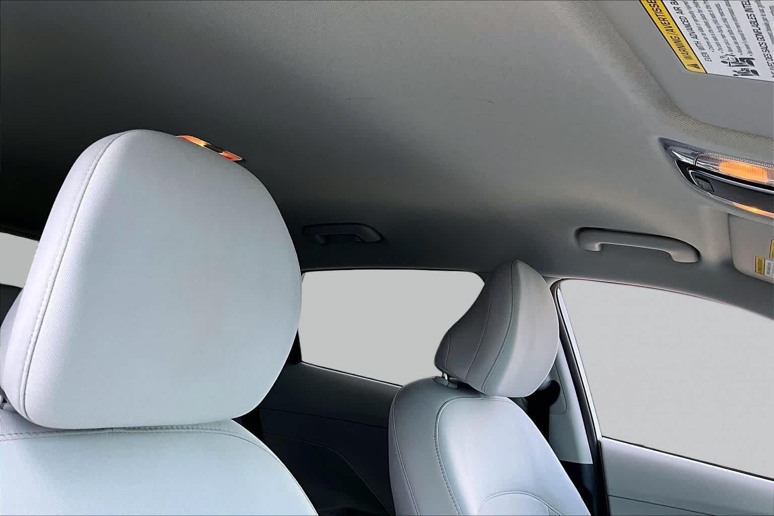 Certified Used 2026 Atlas White Hyundai SE image 13