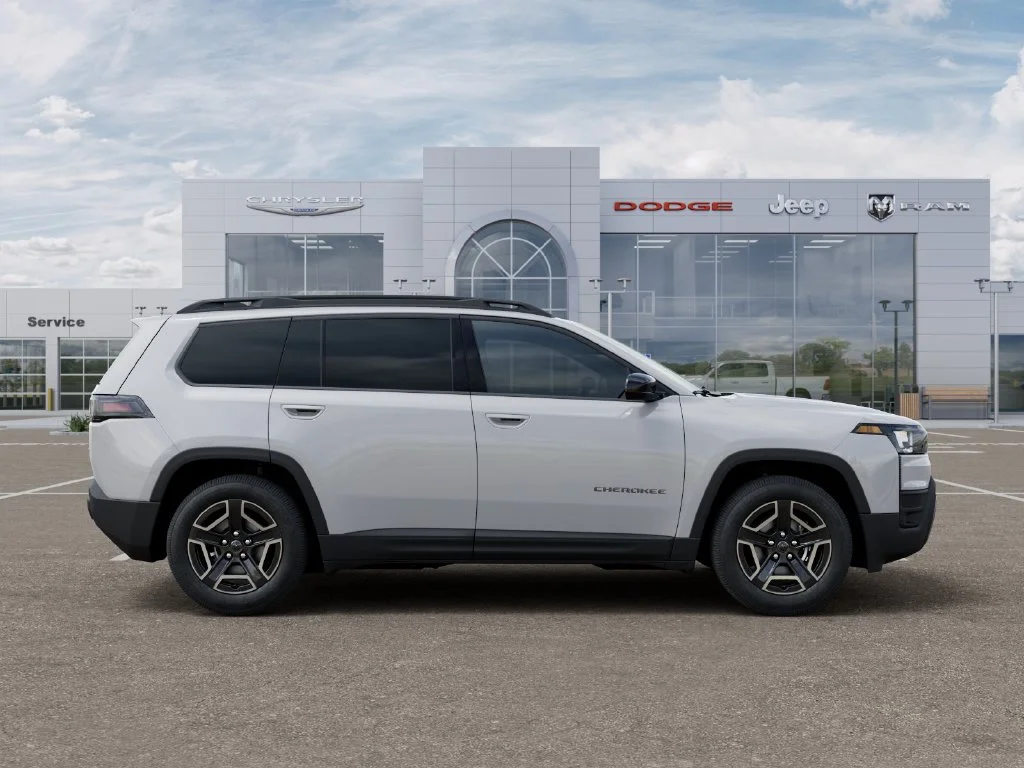 New 2026 Bright White Clear-Coat Exterior Paint Jeep Laredo image 22