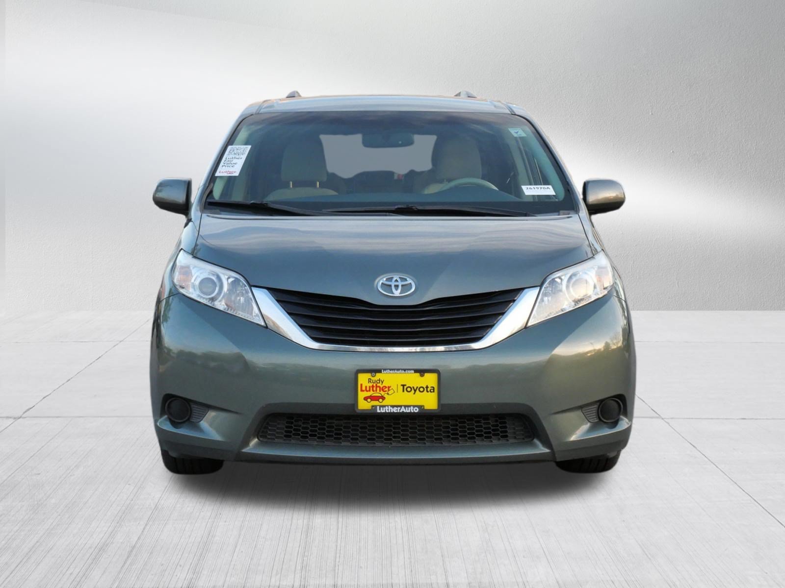 Used 2012 Toyota Sienna LE with VIN 5TDKK3DC1CS268209 for sale in Golden Valley, Minnesota