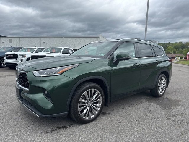 2024 Toyota Highlander