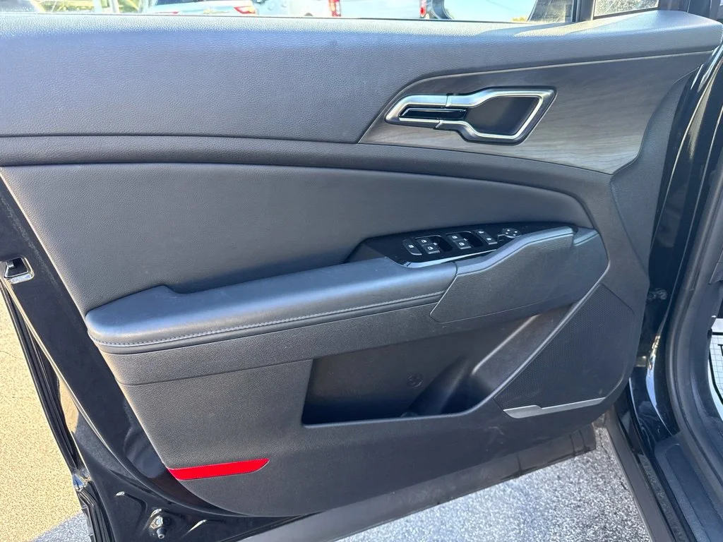 Certified Used 2023 Black Kia X-Line image 22