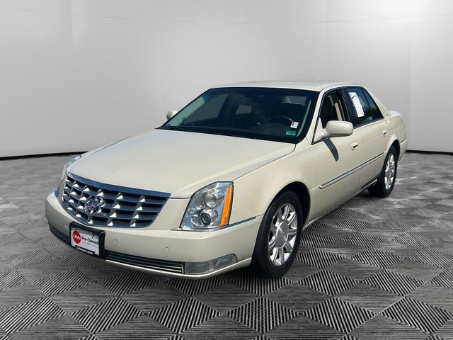 2010 Cadillac DTS w/1SA