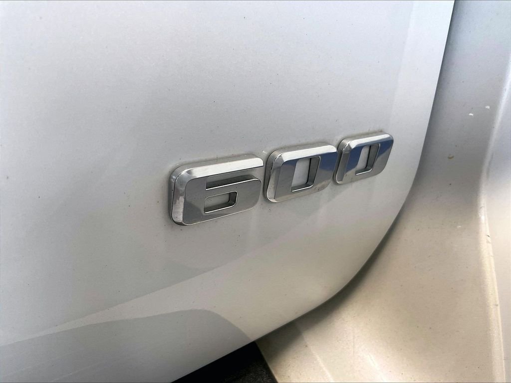 Used 2021 White Cadillac Sport Platinum image 30