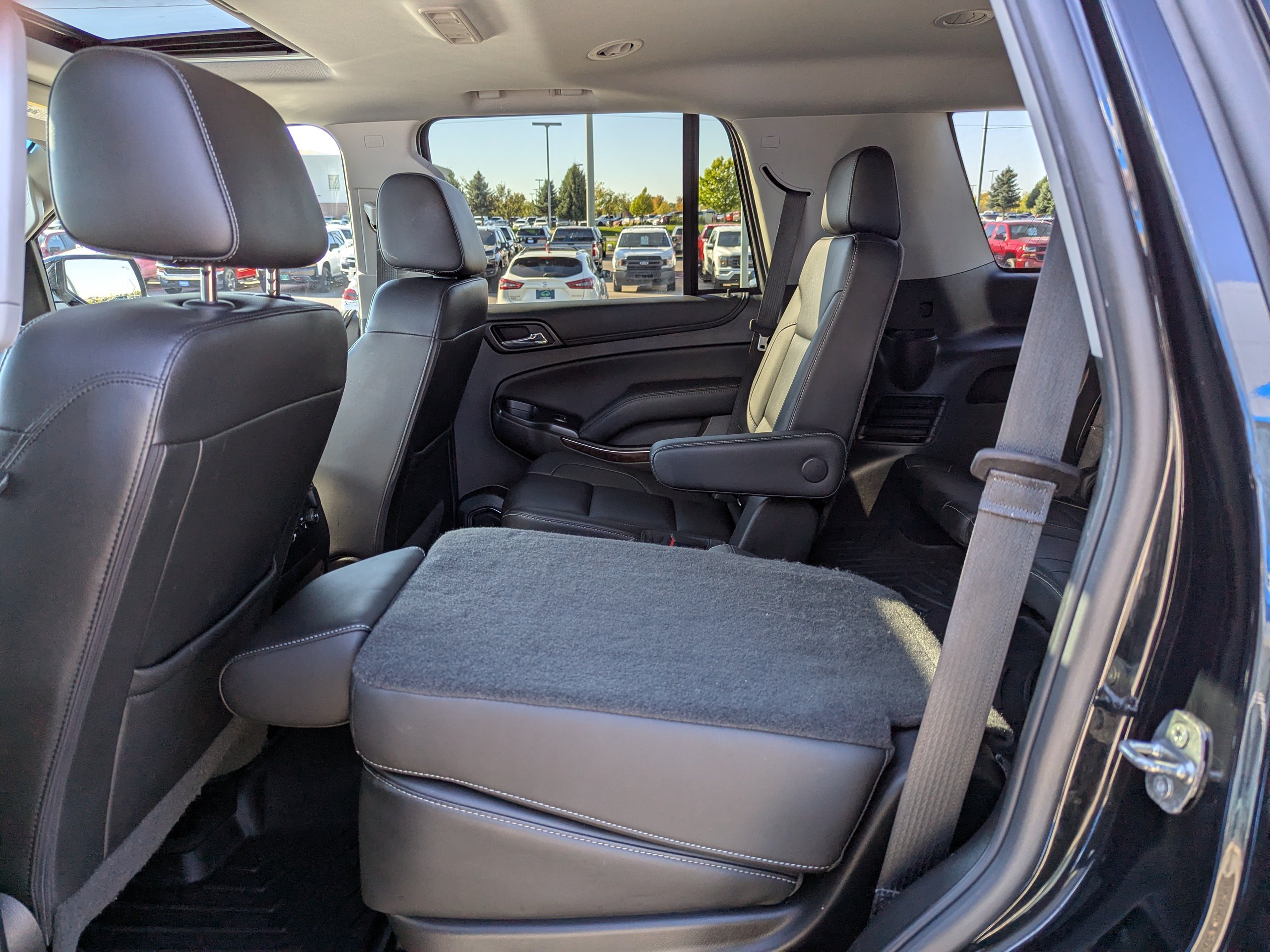 2019 Chevrolet Tahoe LT - Photo 32