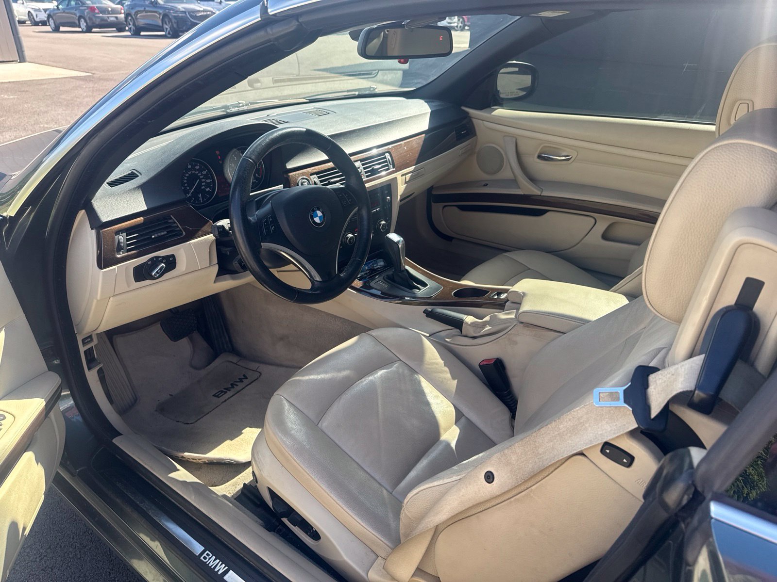Used 2010 Green BMW 328i image 9