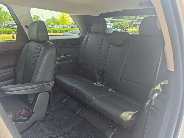 New 2026 Silver Hyundai SEL AWD image 22