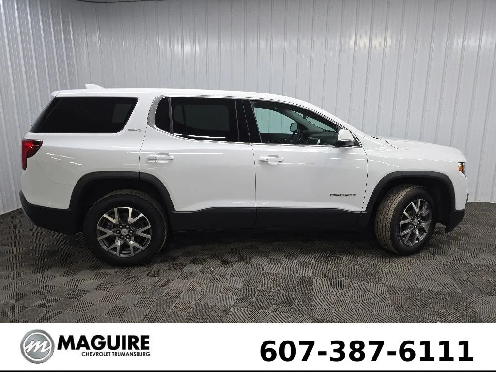 Used 2023 White GMC SLE image 2