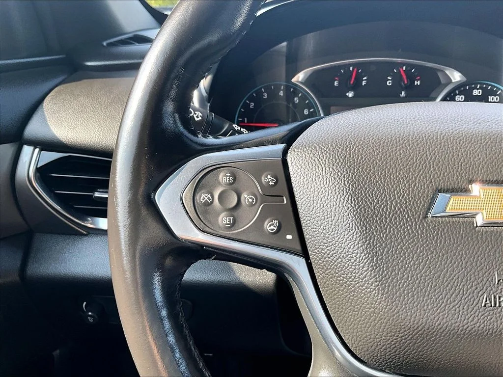 Used 2022 Green Chevrolet LT Leather image 19