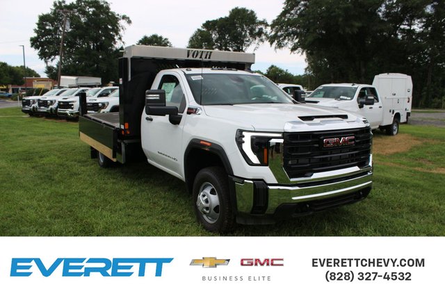 2026 GMC Sierra 3500 HD Chassis Cab Pro
