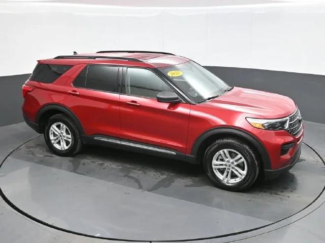 Used 2023 Red Ford XLT image 15