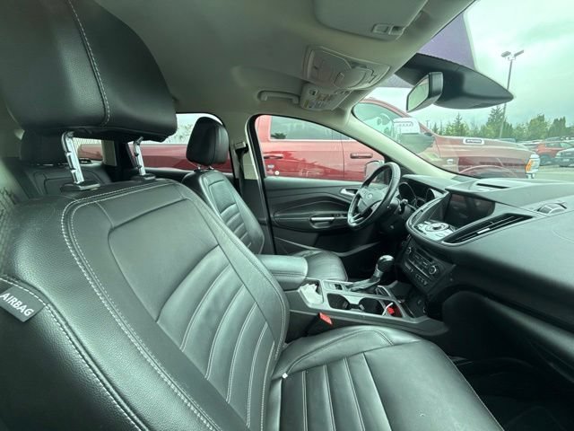 Used 2017 Magnetic Ford Titanium image 13