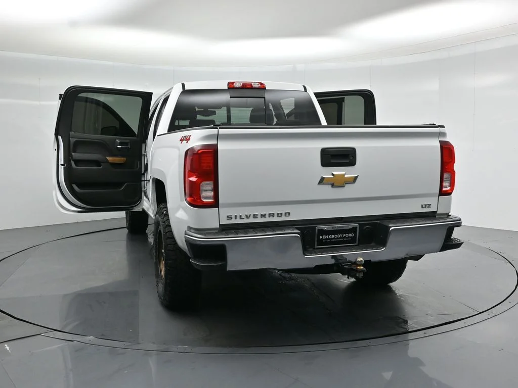 Used 2018 White Chevrolet LTZ image 30