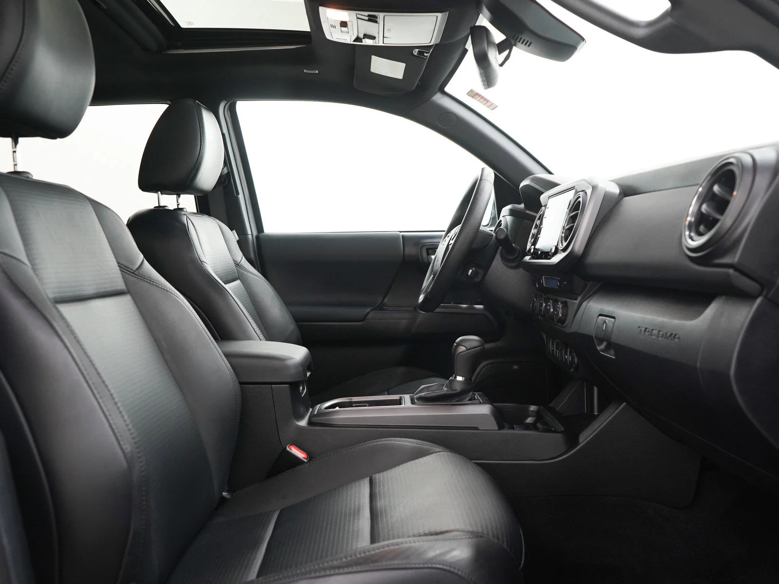 Used 2021 Gray Toyota SR image 10