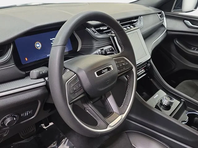 Used 2024 Silver Jeep Altitude X image 14