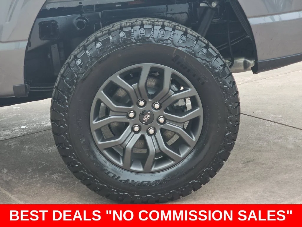 New 2026 Carbonized Gray Metallic Ford Tremor® image 37