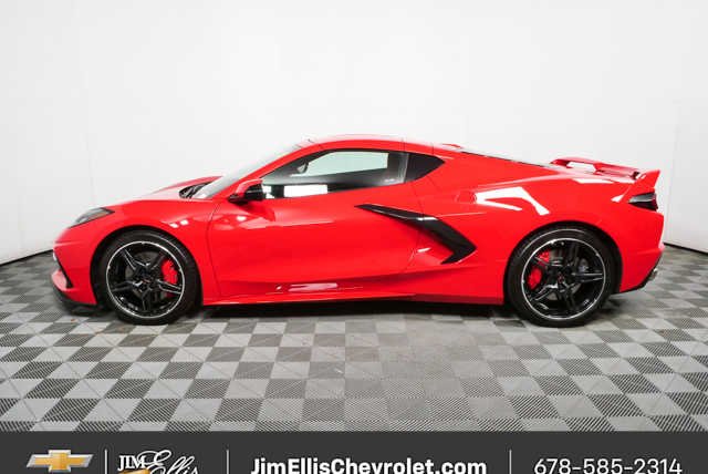Used 2021 TORCH RED Chevrolet 3LT image 32