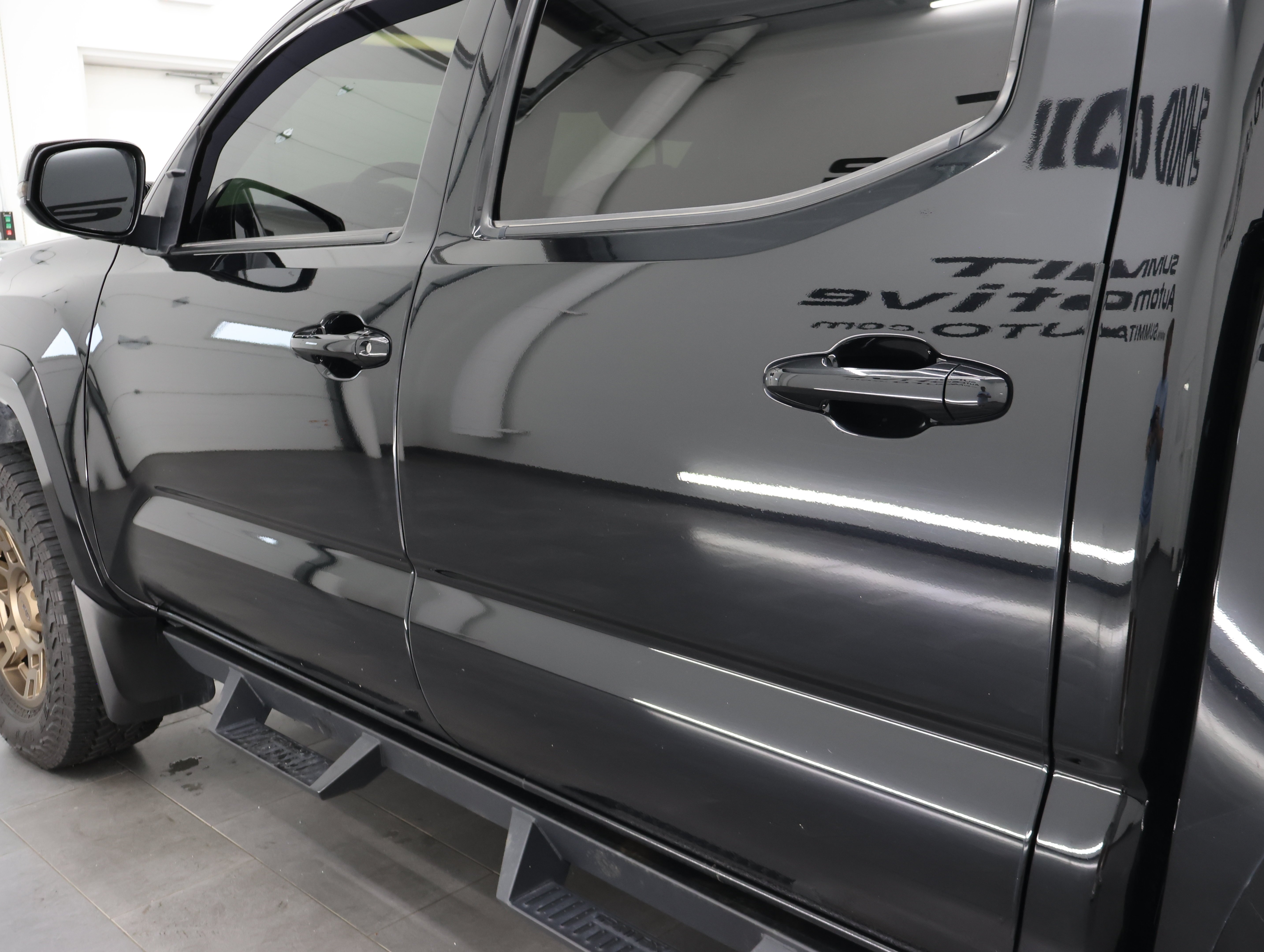 Used 2021  Toyota  image 28