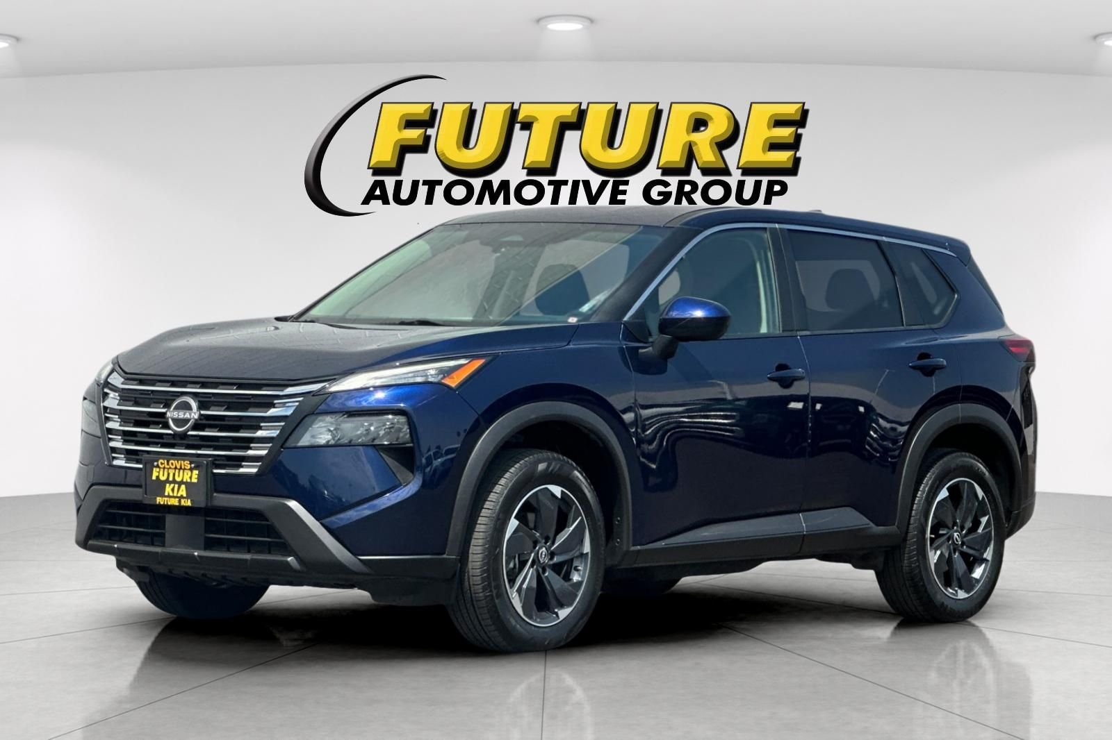 Used 2024 Blue Nissan SV image 8