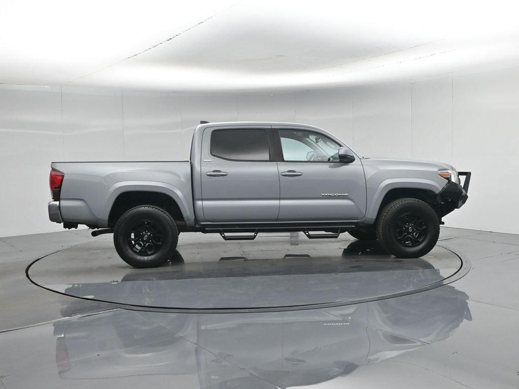 Used 2019 Gray Toyota SR5 image 28