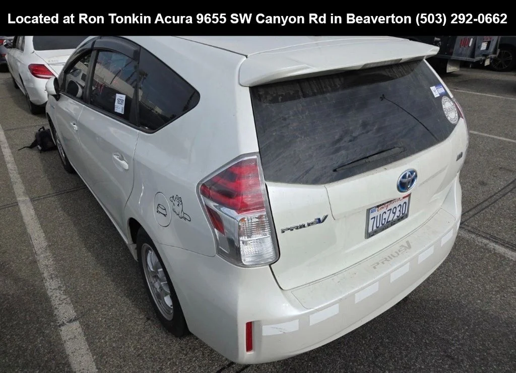 Used 2017 Blizzard Pearl Toyota Two image 5