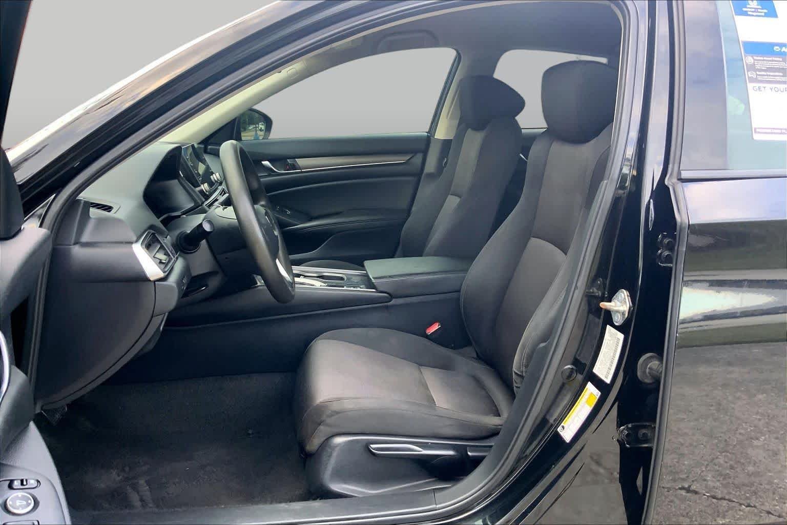 Used 2020 Crystal Black Pearl Honda LX image 8