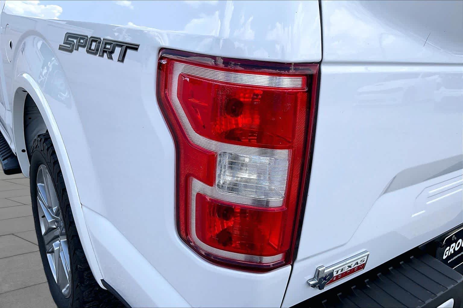 Used 2018 Oxford White Ford XLT image 29