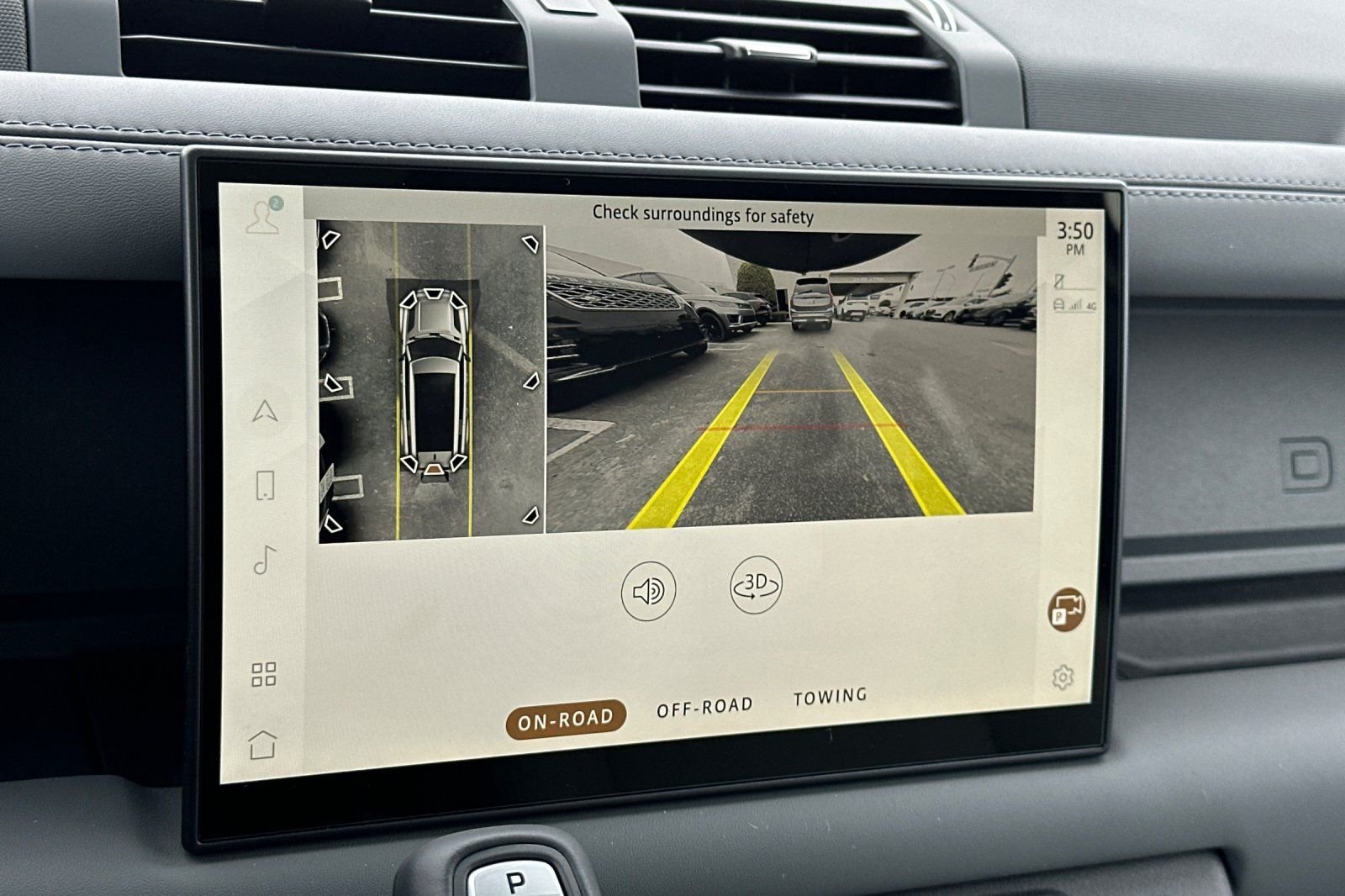 Used 2025  Land Rover S image 20