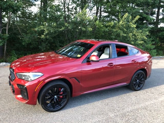 Used 2023 Flamenco Red Metallic BMW xDrive40i image 37