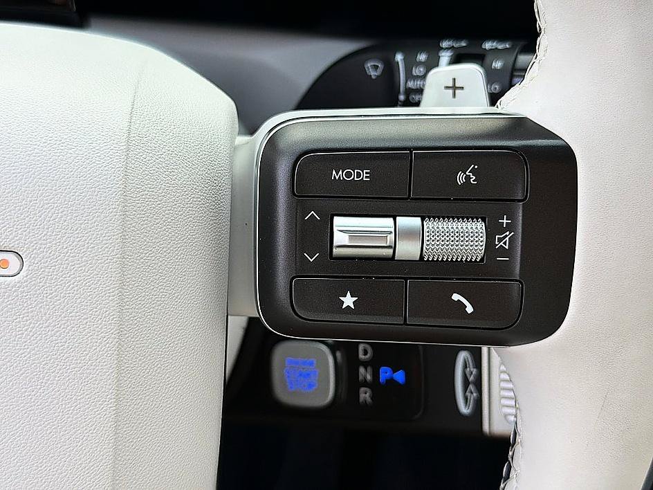 Used 2026 Ecotronic Gray Pearl Hyundai Calligraphy image 18