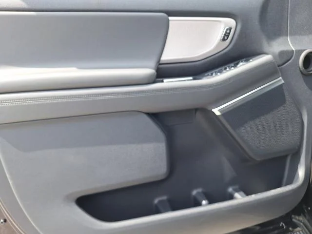 New 2026 Agate Black Metallic Ford Active image 43