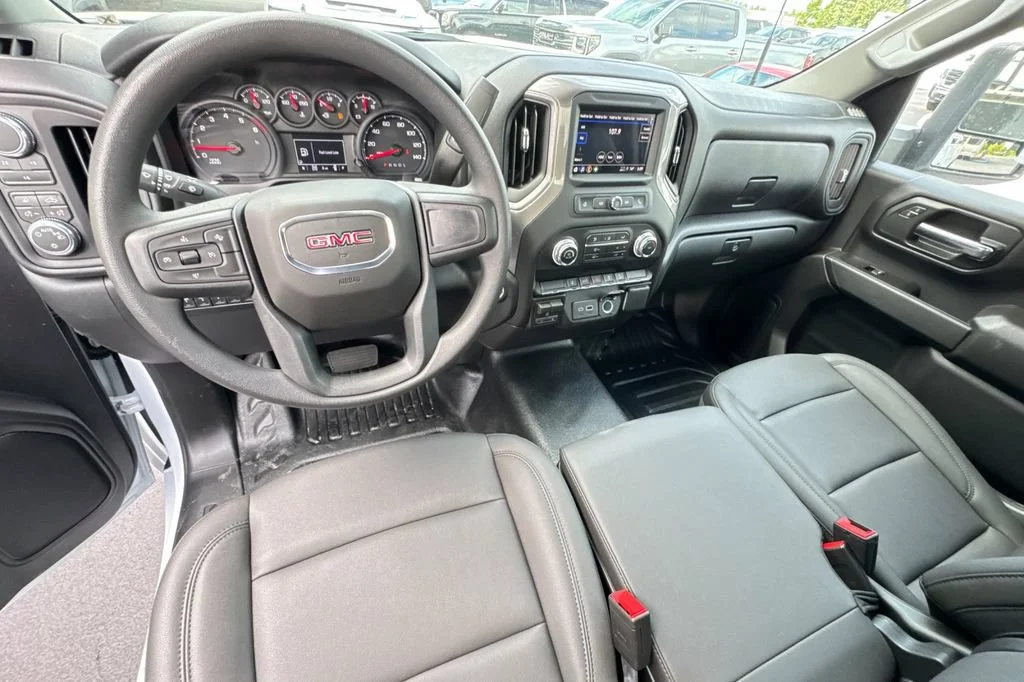 New 2026 Summit White GMC Pro image 9