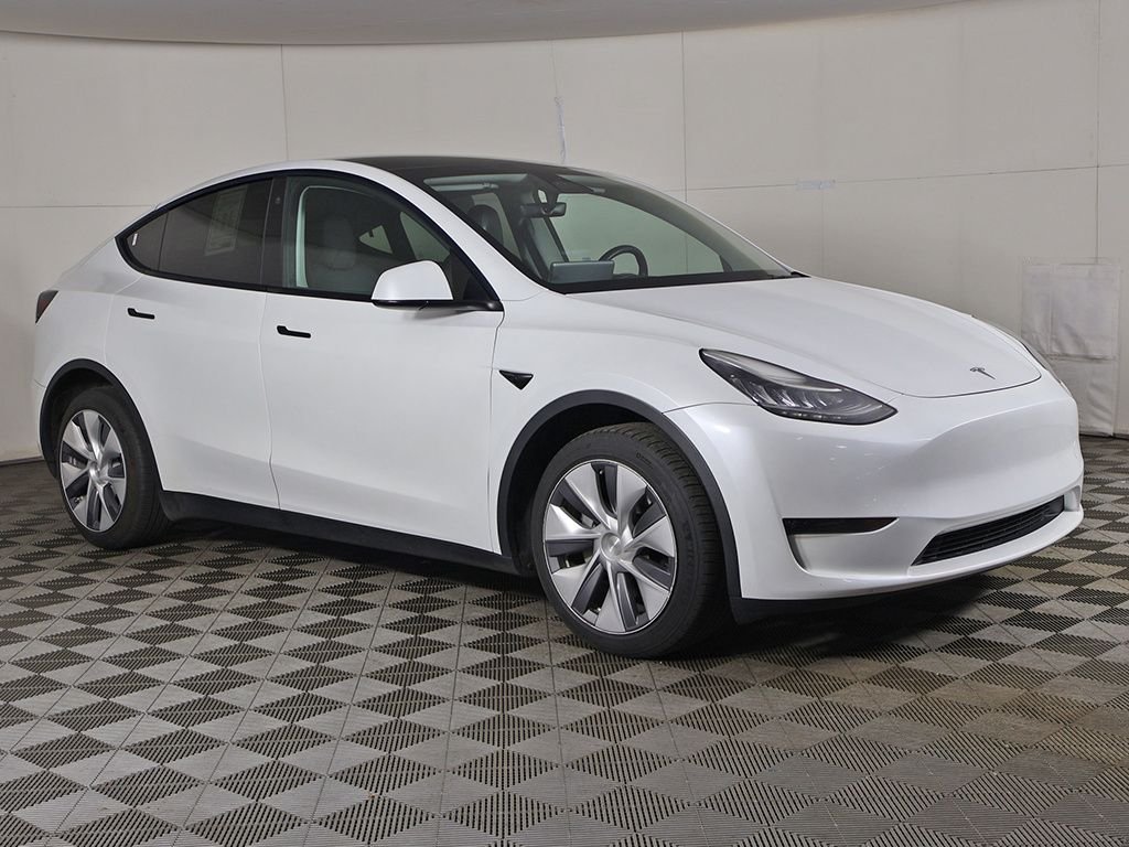 Used 2023 Tesla Model Y Long Range with VIN 7SAYGDEE4PA040622 for sale in Bedford, OH