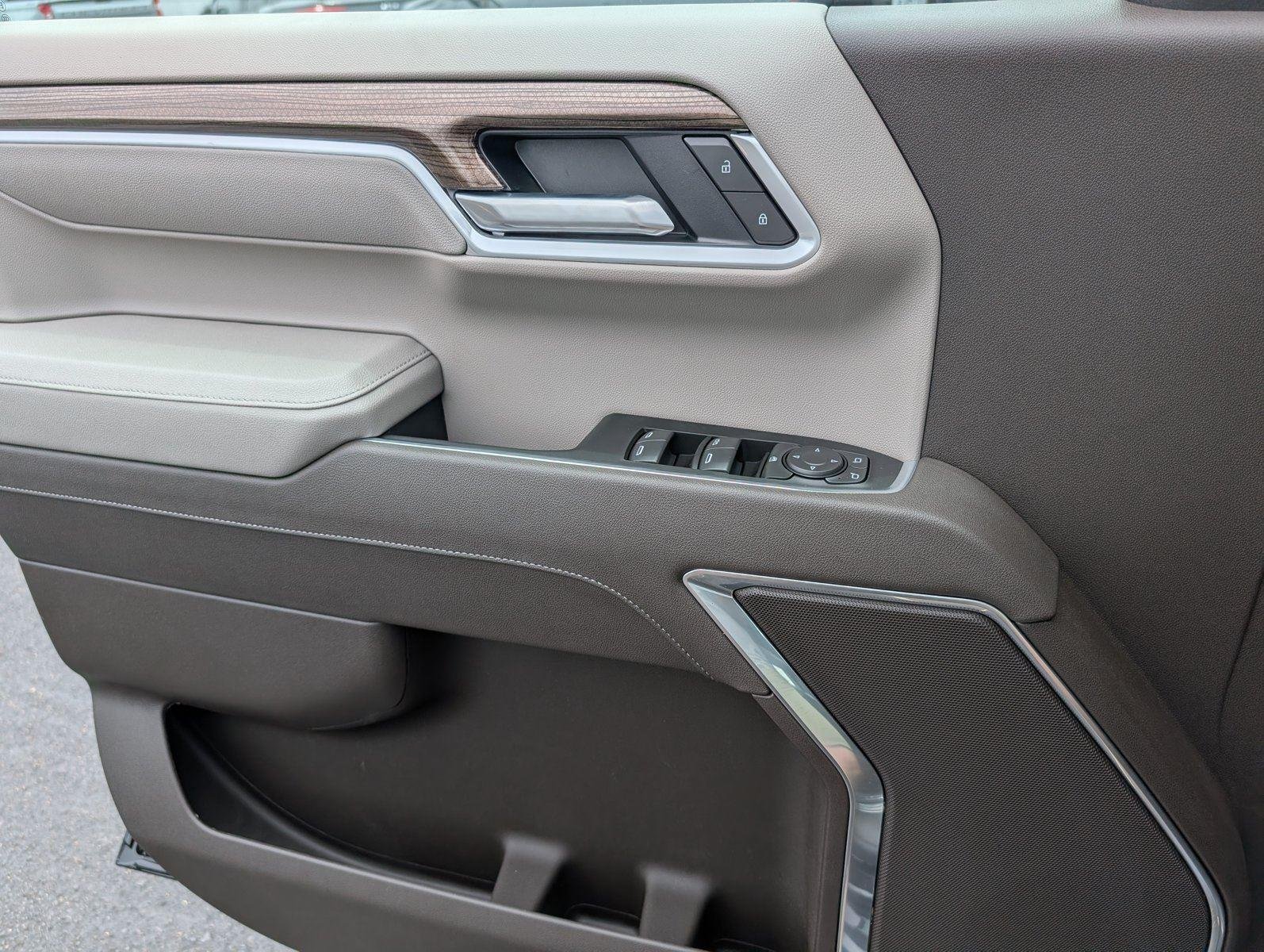 2026 Chevrolet Silverado 1500 LT - Photo 14