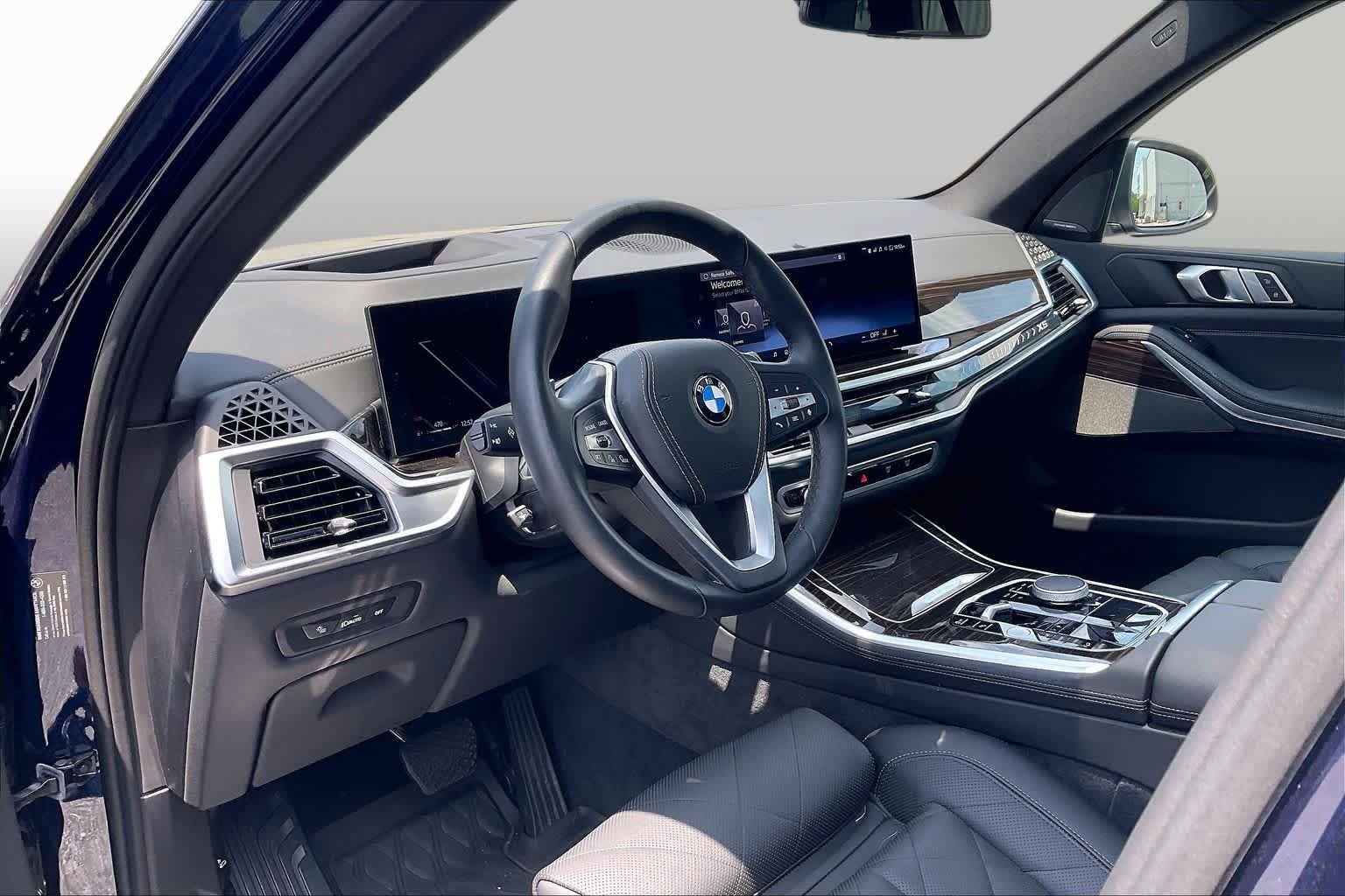 2026 BMW X5 40i - Photo 17