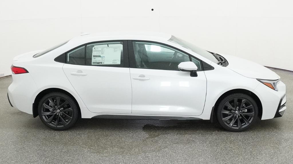 New 2026 Wind Chill Pearl Toyota SE image 16